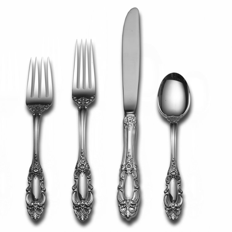 Towle Silversmiths Sterling Silver Grande Duchess 66 Piece Flatware Set